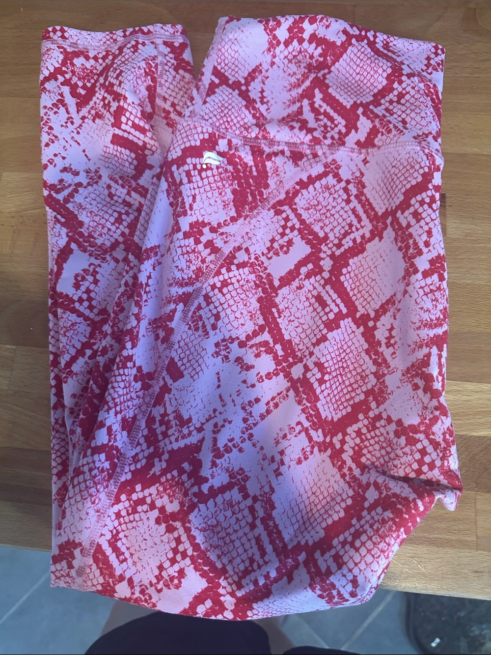 Fabletics Pink and Red Snake-Print Leggings pink red new !! Strechy